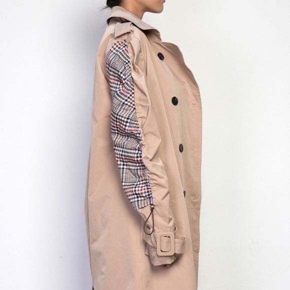 Callie Lives Elaine Berry: Rehab Lab Rain Trench Plaid Double Breasted Tan Coat - Picture 10 of 16